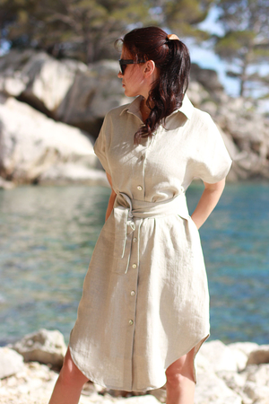 Czech Lotika dress made of 100% linen is designed and sewn for you with love and respect for nature in the Czech